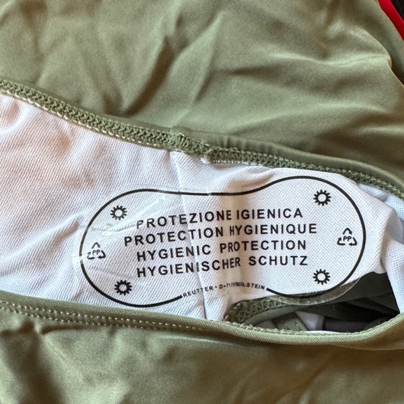 NWOT Green Two-Piece Swimsuit - Picture 7 of 7